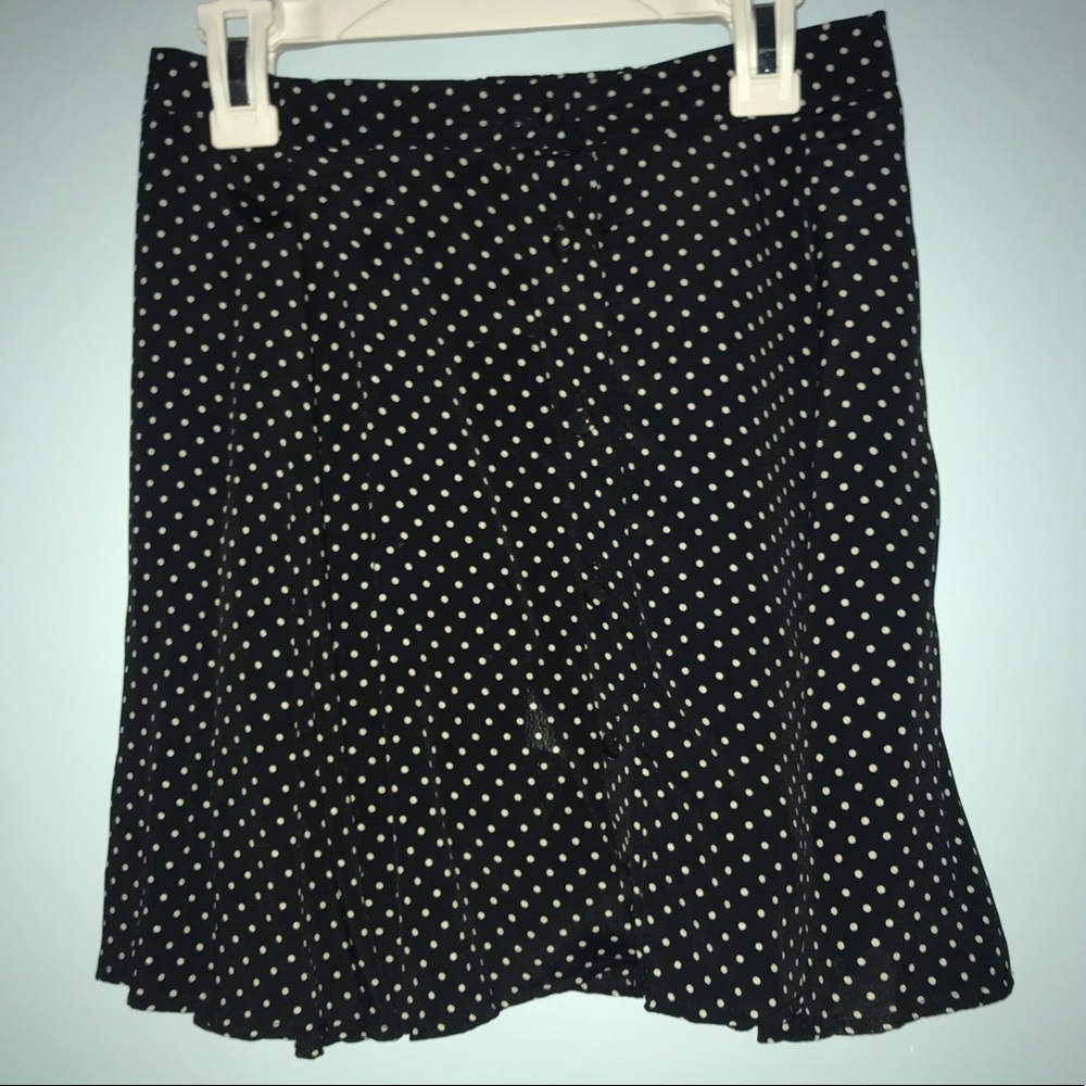 Buttoned polka dot skirt
